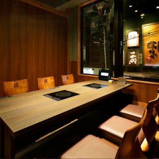 掘りごたつ個室