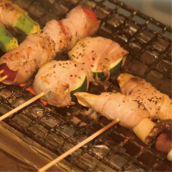 【고베시 니시구산】 쁘띠 토마토 고기 마키 꼬치