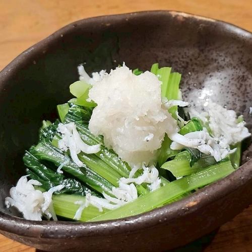 고마쓰 나 밥 밥 시라스 오로시