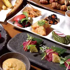 December onwards: Kobe beef sushi / fresh fish / charcoal-grilled dishes / steamed meat rolls [Winter Elegance Course] 6,000 yen, with premium all-you-can-drink 8,000 yen