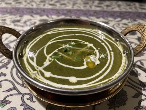 ほうれん草チキンカレー