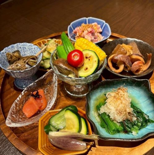 【おばんざい】おまかせ8種盛り