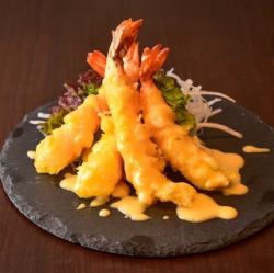 エビの特製マヨソースがけ