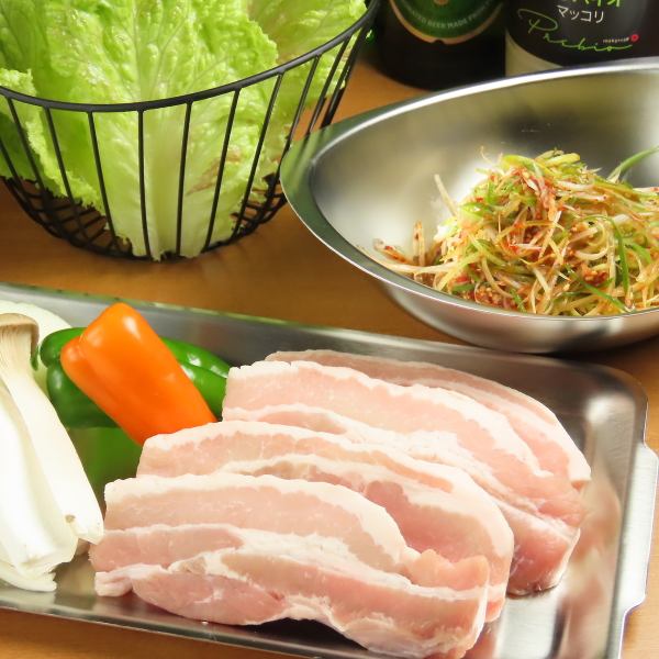 [Our pride!] Comes with sanchu & green onion salad! Samgyeopsal (minimum order for 2 people)!