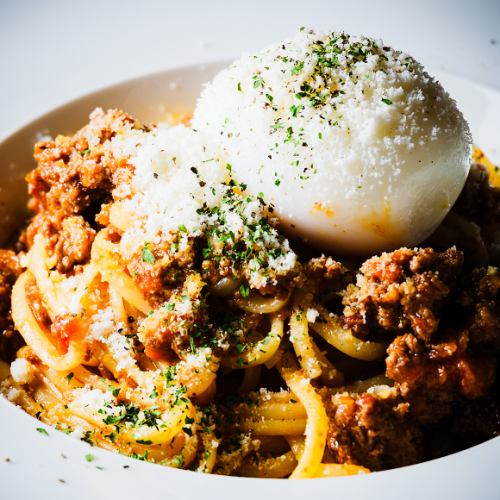 特製ボロネーゼのパスタ