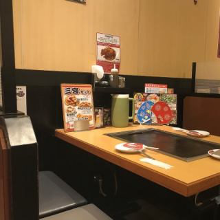 賑やかな雰囲気でご飲食をお楽しみいただけます。