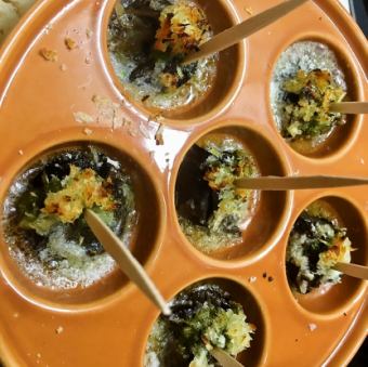 6 escargot garlic butters with bucket