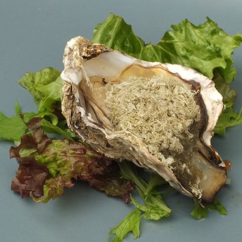 烤牡蛎 Mekabut 和 Tororo