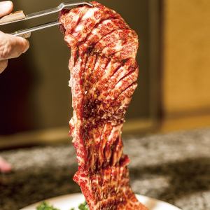 特選骨付きカルビ（300ｇ）