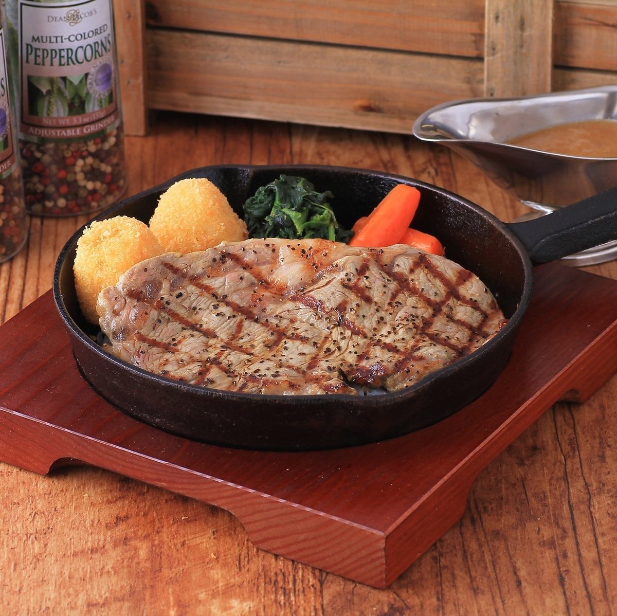 お肉を存分に堪能できるメニューが豊富！ご褒美にもオススメ★