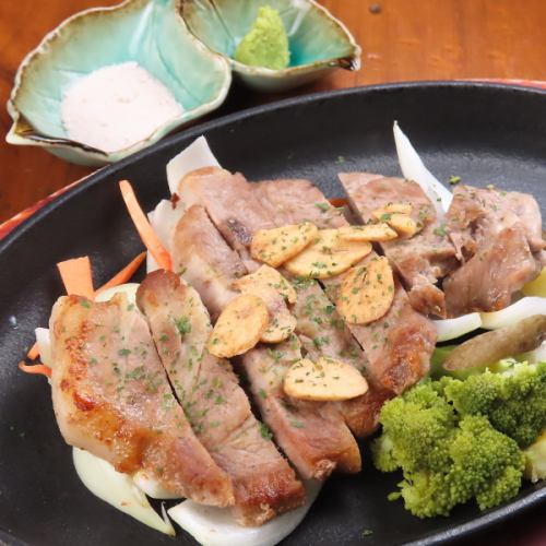 ポーク(香心)肩ロースステーキ