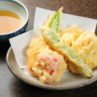 Assorted seasonal vegetable tempura