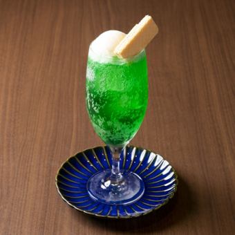 昔ながらのクリームソーダ