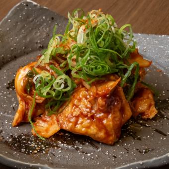 鶏とキムチの辛みそ和え
