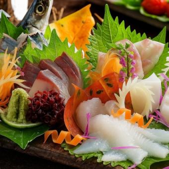 【旬の特選贅沢コースをお得に♪】お料理10品・2H飲放付コース7,000円