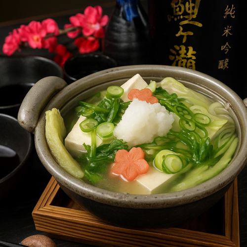 Small pot of boiled tofu and Kyoto-style gluten with shaved ice