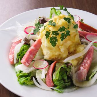 ピリ辛チョリソと新じゃがのポテトサラダ