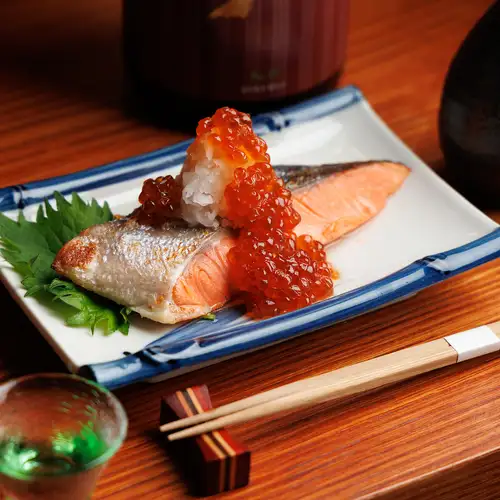 The creative Japanese cuisine, which emphasizes traditional Japanese aesthetics, pairs perfectly with sake.