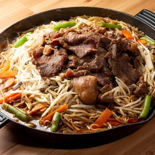 砂丘で有名な鳥取で食べるラクダ肉のジンギスカン