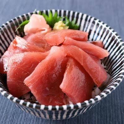 マグロ丼