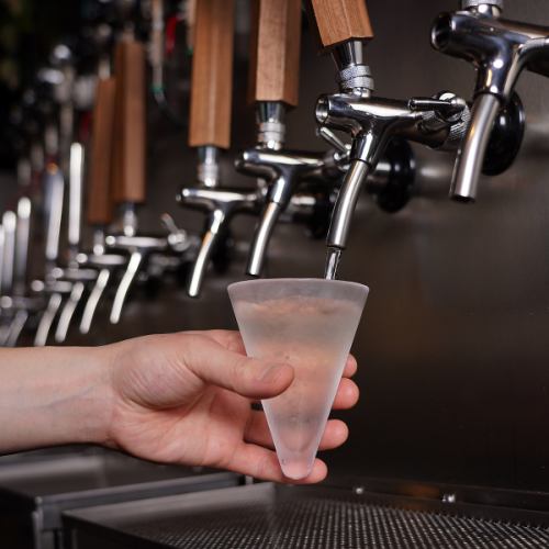 お洒落なダイニングバーで充実したお酒