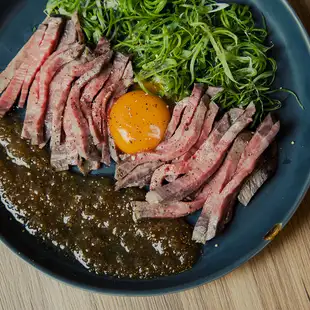 九条ネギの和牛ローストビーフ