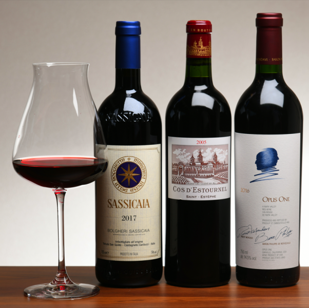 ソムリエ厳選!料理に合う豊富なワイン、千葉県のクラフトビールなどをご用意