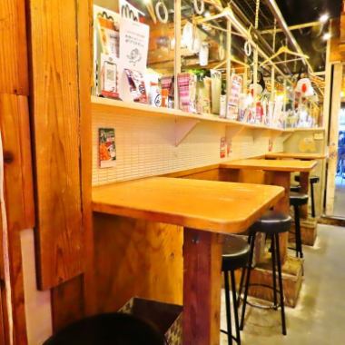 The stylish bar-inspired interior is perfect for a girls' night out or a date♪ You can have a great time ★ You can also reserve it for private use ◎ Available for 15 to 18 people.We also offer value courses starting from 2,980 yen that include 120 minutes of all-you-can-drink.