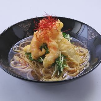 紋甲イカと海老の天ぷら和風パスタ