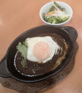 Fried egg hamburger