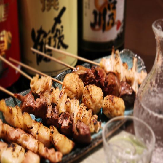 我们提供包含3小时无限畅饮的套餐！欢迎光临Wazousakutou Zokei University店！