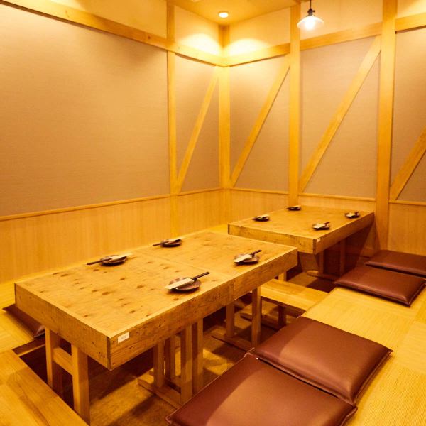 Loose digging seats are perfect for drinking parties, banquets, girls-only gatherings, birthdays, anniversaries ♪ Small to large groups can also be used ◎ Table seats are open seats, but digging seats It is also possible to use a private room with a break ◎ Full of great benefits and coupons!