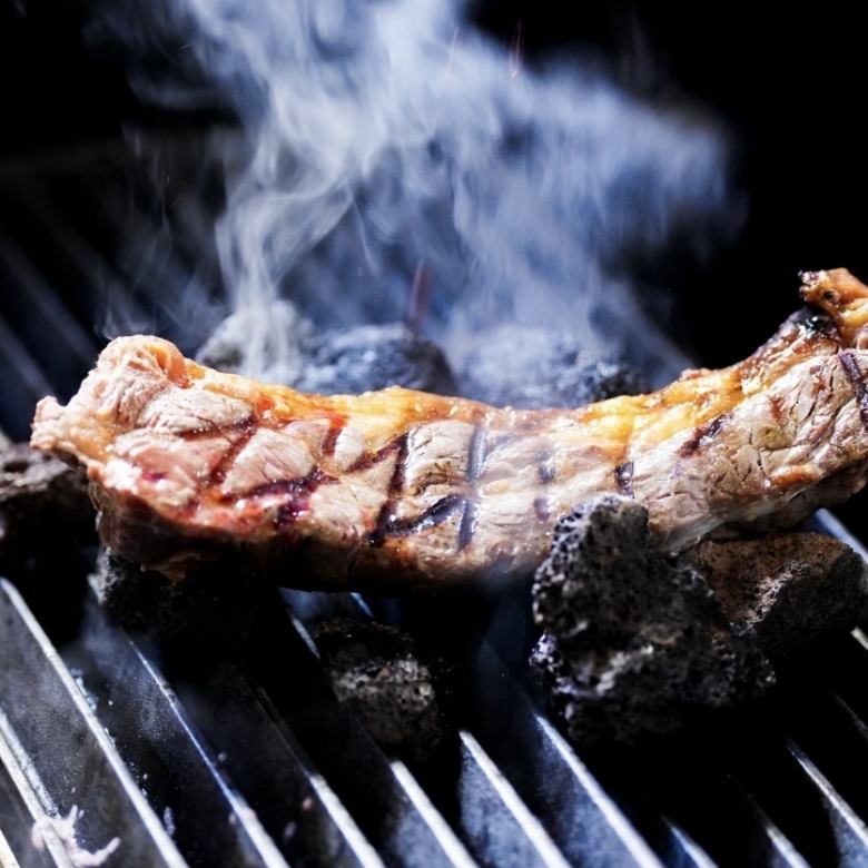 [肉類菜餚請從以下烹調方法中選擇。] 熔岩石格柵（標準）/米蘭風格+1000日圓（含稅）