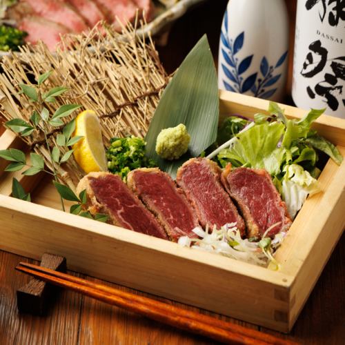 和牛生牛肉排！入口即化，带给您奢华享受的绝妙菜肴。