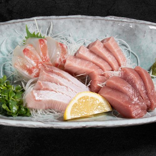Assorted sashimi [small]