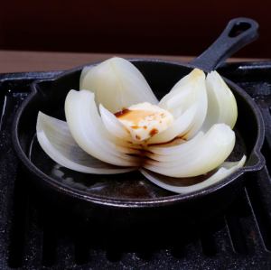 玉ねぎステーキ(バター醤油)