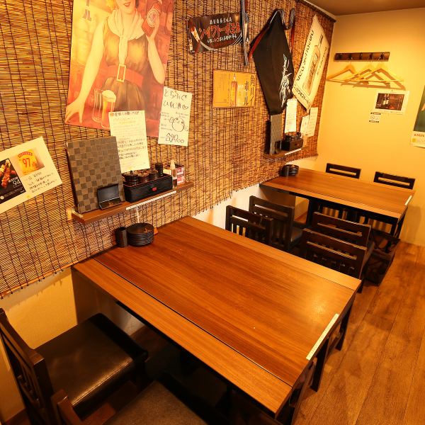 [Enjoy in a cozy space♪] The interior of the store is a comfortable space with a relaxing atmosphere.Loved by regular customers, it is always bustling ◎We have table seats and counter seats, so you can relax and enjoy yourself.Please feel free to drop by as we have prepared special yakitori, fulfilling a la carte dishes, and sake.