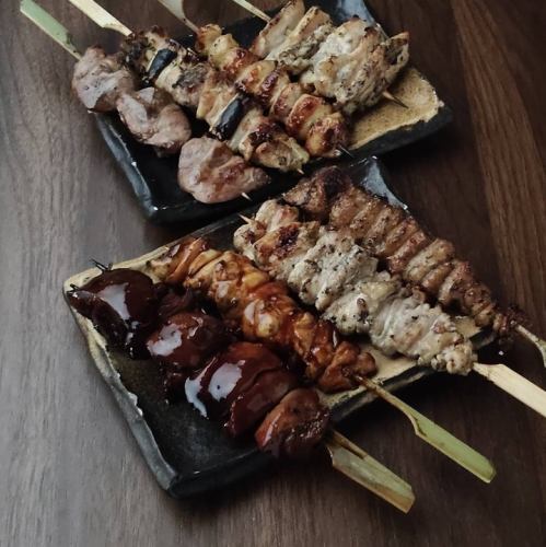 素材から仕込み、焼きまでこだわり抜いた焼き鳥