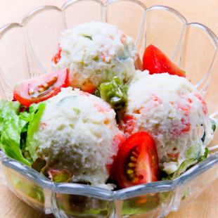Wasabi-flavored potato salad