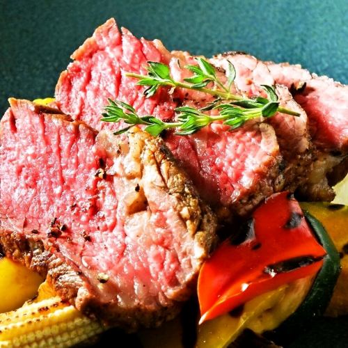 Very popular! Once you eat it, you will be addicted to it ★ Great value luxury steak course ★