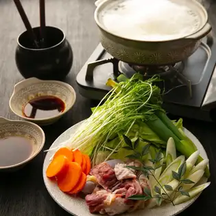※鍋は2人前からのご注文になります。