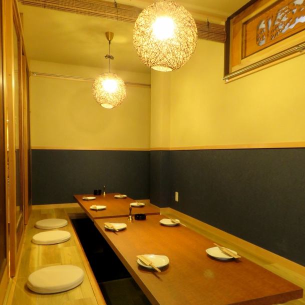 The digging private room seats that can accommodate up to 30 people can also be used for drinking parties such as company banquets! ]