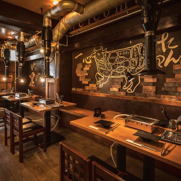 会社帰りにサラリーマンやカップル、女子会などで毎日賑わっております♪
