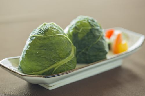 Green mustard leaf roll rice ball (1 piece)