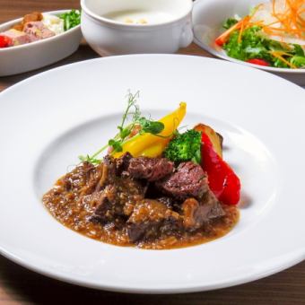 【ランチ】鉄板焼きサガリカットステーキセット 平日3,000円／土日祝3,500円（※ケーキ付）