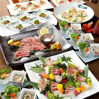 【12月～2月】忘年会・新年会卓盛りコース 120分飲放題付10,000円