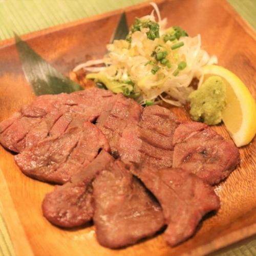炭烤牛舌