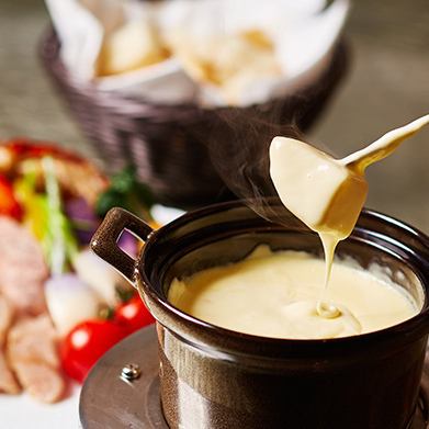 全品食べ放題◎『チーズフォンデュコース』チキンフリット含8品 3時間飲み放題付 6000円⇒5000円