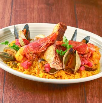 Paella-style seafood risotto
