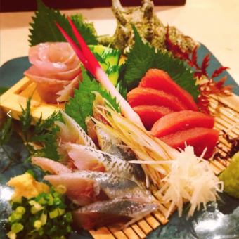 Full of volume! Enjoy ``3 pieces of sashimi''! ≪10 dishes in total≫ 2 hours of all-you-can-drink included for an affordable 4,000 yen